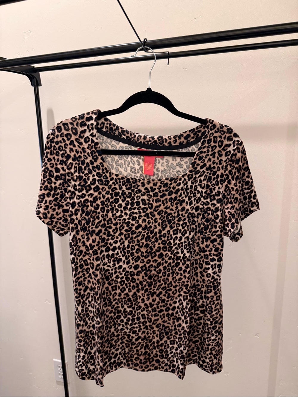 Catherines Leopard Scoop Neck Short Sleeve Top - Brown/Black